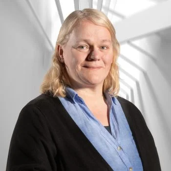Bettina Czech